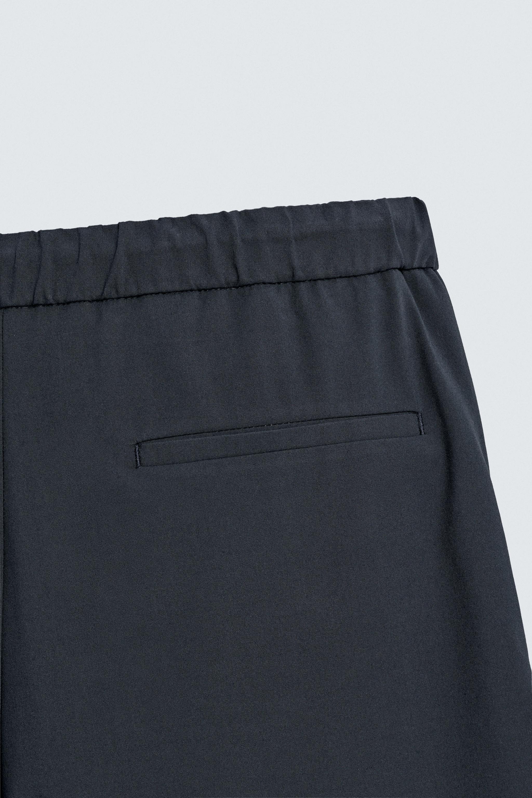SHORT TECHNIQUE RELAXED FIT